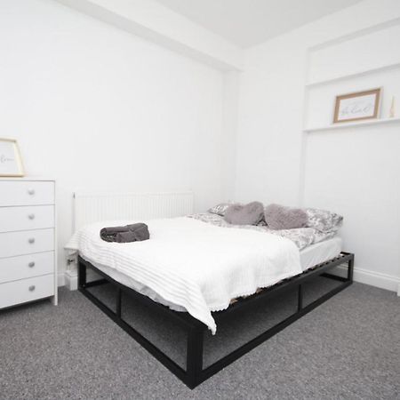 Lovely 3 Bed Spacious Flat Apartment In Central Londyn Zewnętrze zdjęcie
